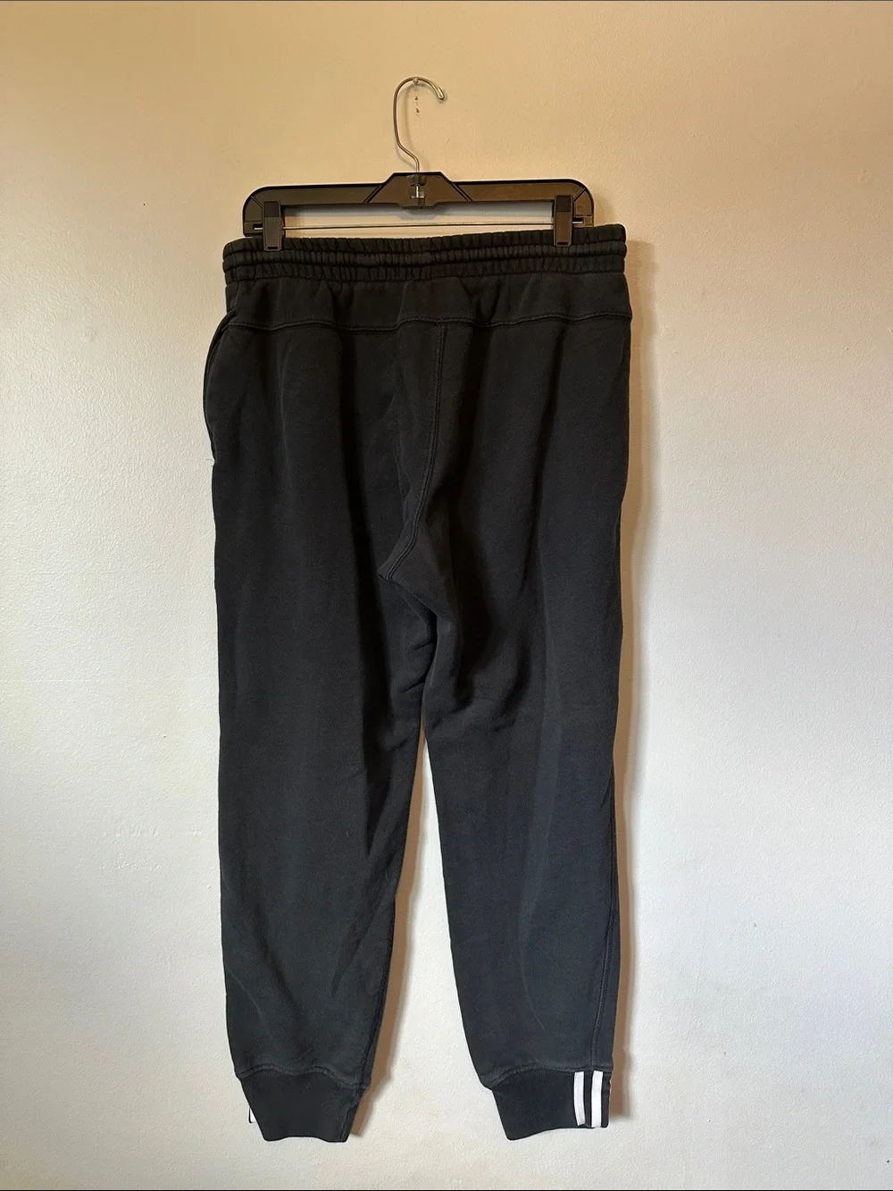 Adidas Originals R.Y.V. Joggers Black Men's L (FM2257)